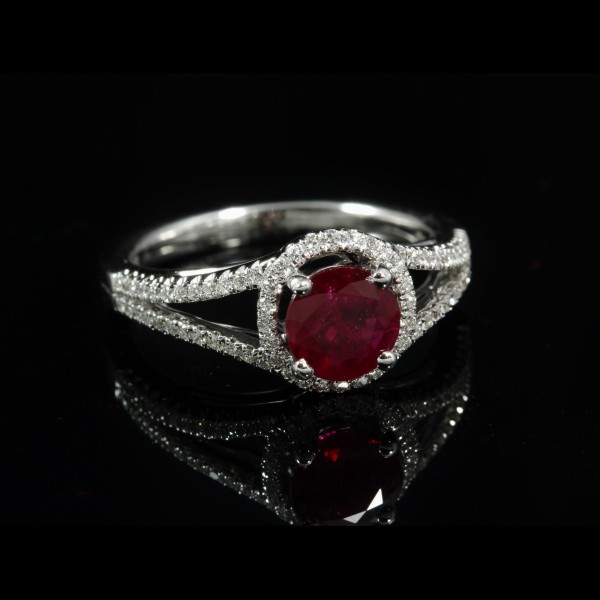 Bague Rubis et diamants